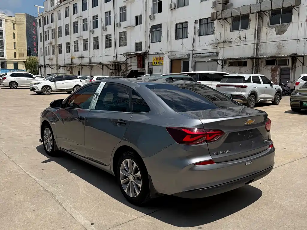 Chevrolet Cruze 2022