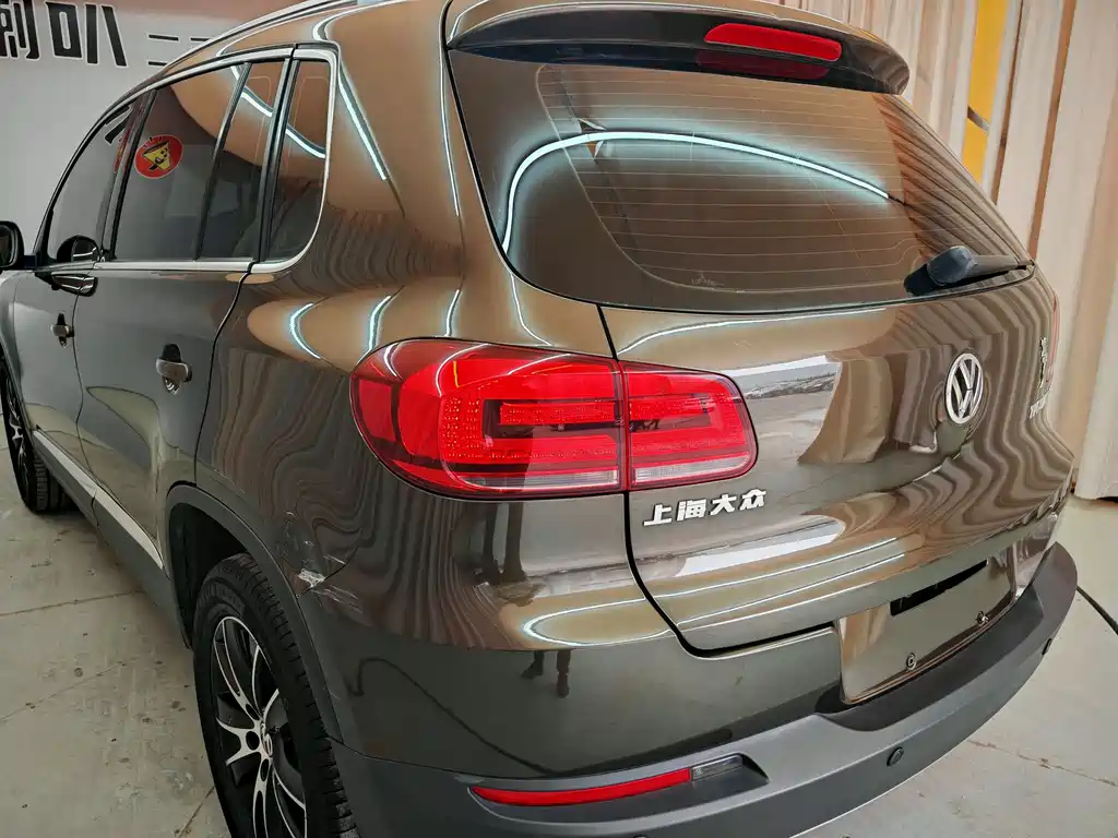 Volkswagen Tiguan 2015 — фото 28