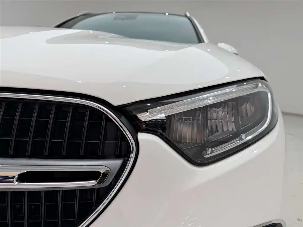Mercedes-Benz GLC 2023
