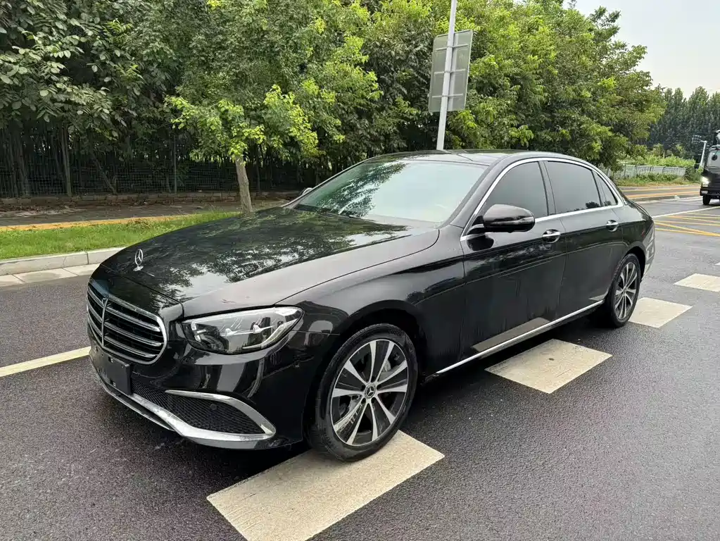Mercedes-Benz E-Class New Energy 2022 — фото 1