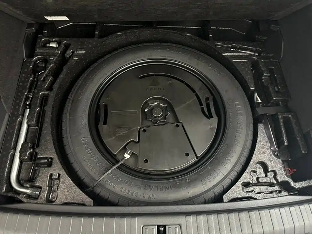 Audi Q3 2023 — фото 12