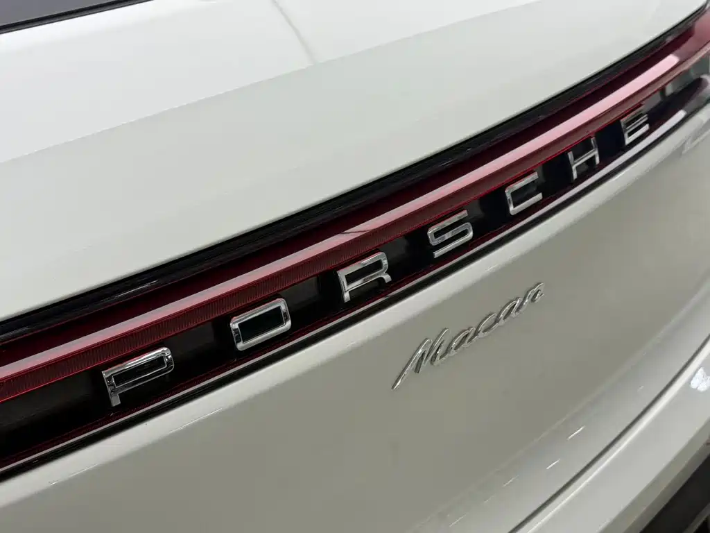 Porsche Macan 2025 — фото 4