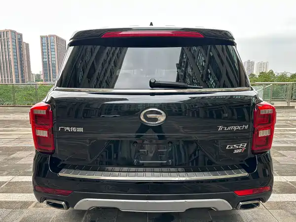 GAC Trumpchi GS8 2017