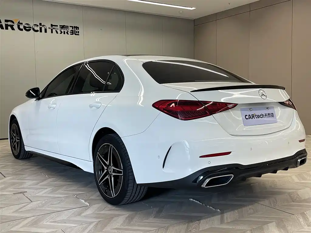 Mercedes-Benz C-Class 2023 — фото 7