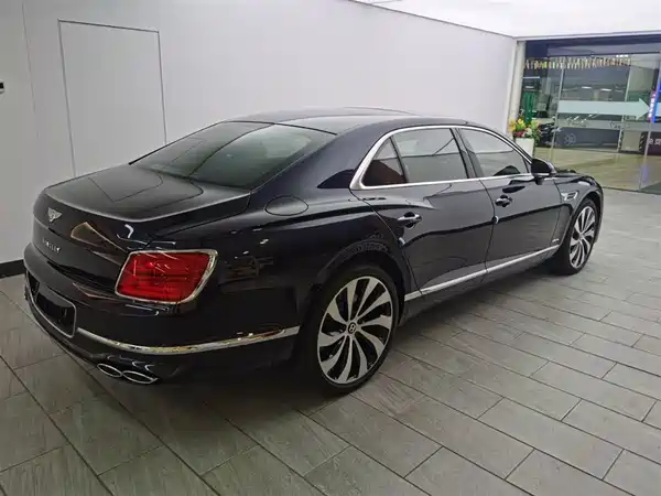 Bentley Flying Spur 2024