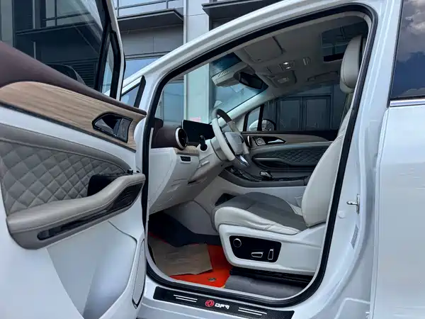 Dongfeng Popular Yacht 2023