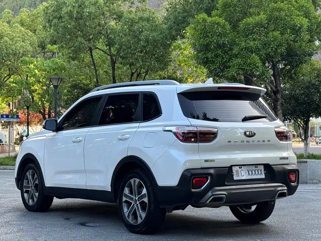 Kia Sportage 2021 — фото 3