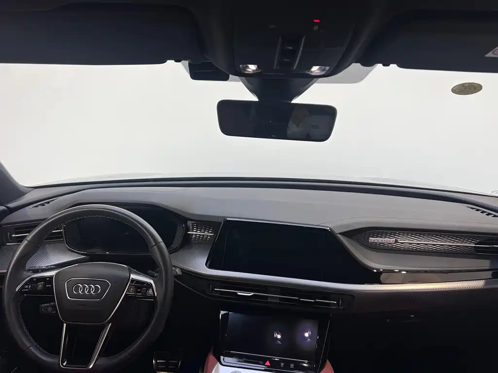 Audi Q6 2025