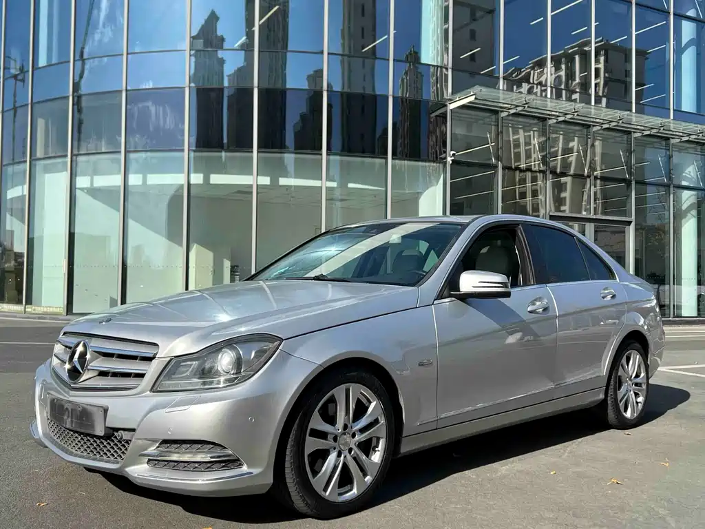 Mercedes-Benz C-Class 2012 — фото 1