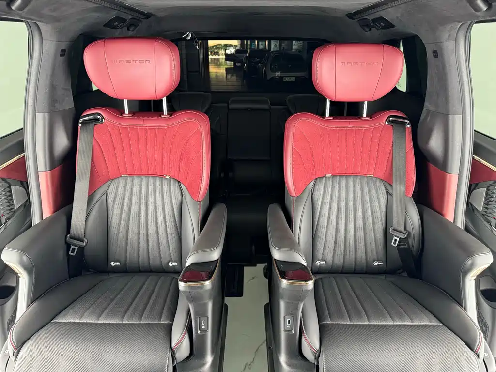 GAC Motor Trumpchi M8 2023 — фото 12
