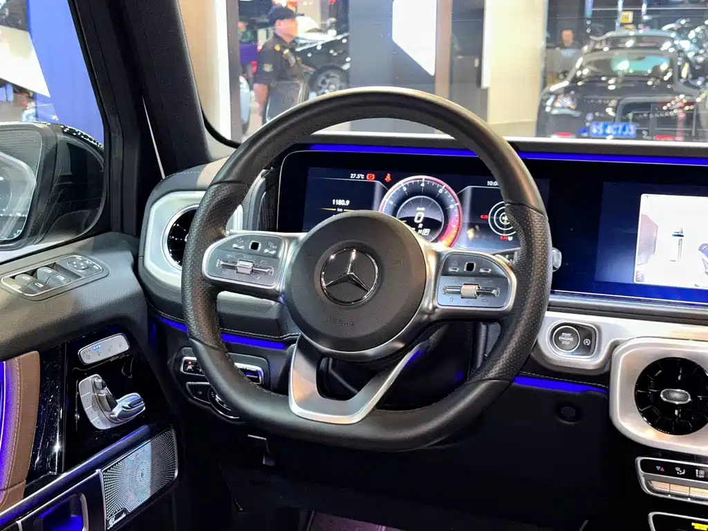 Mercedes-Benz G-Class 2021 — фото 10