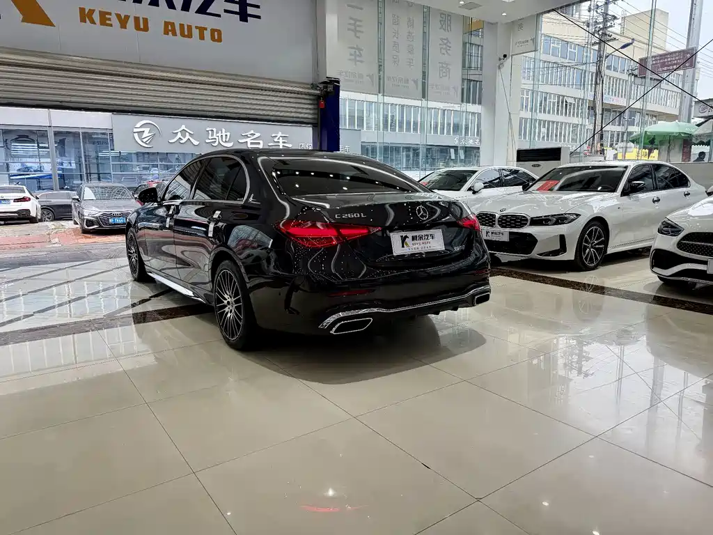 Mercedes-Benz C-Class 2023 — фото 15