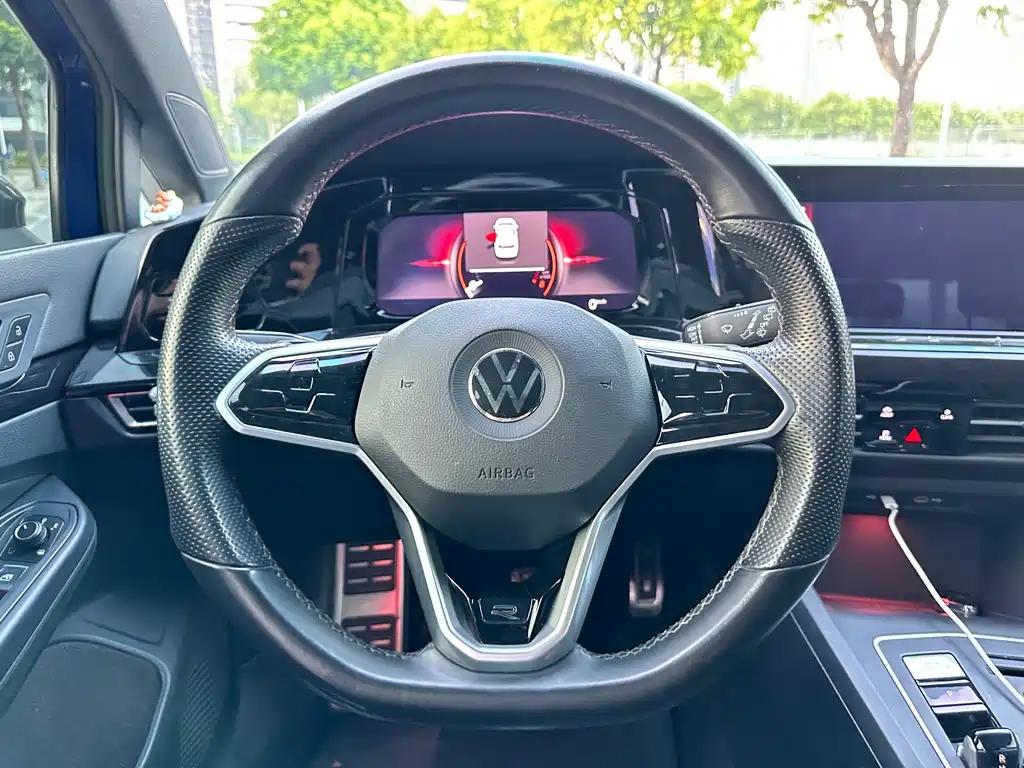 Volkswagen Golf 2022