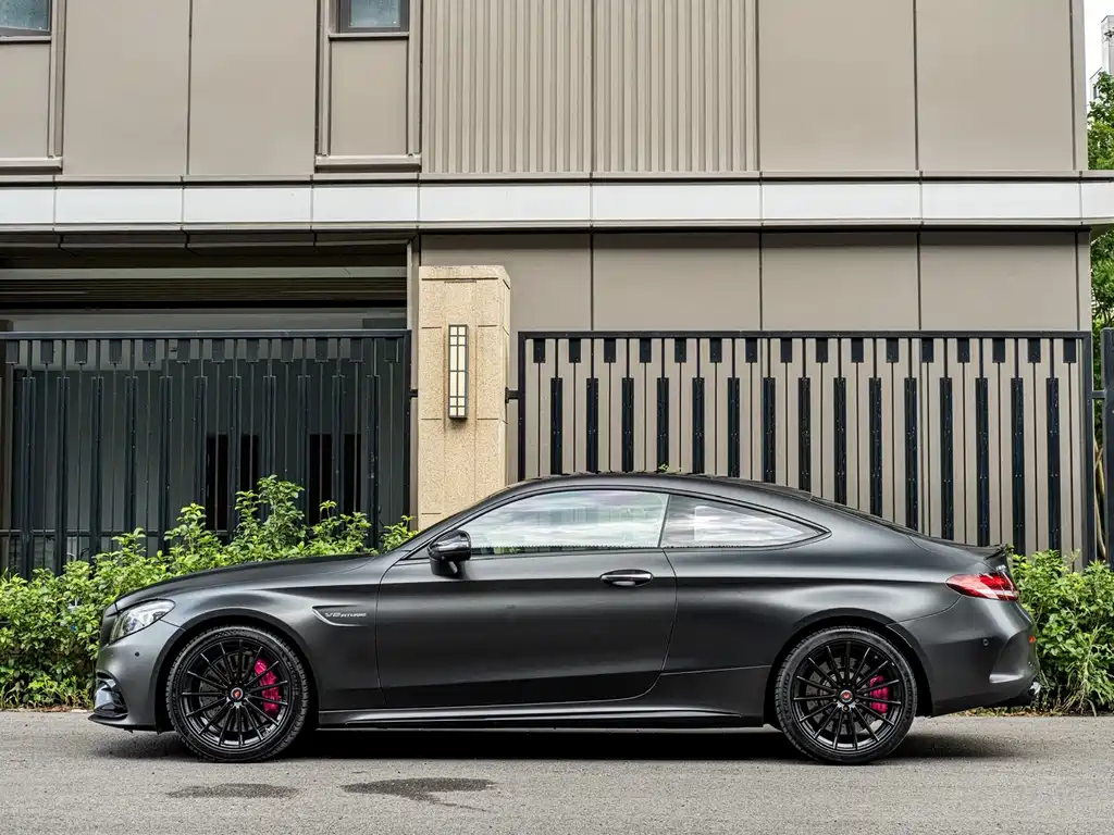 Mercedes-Benz C-Class AMG 2022 — фото 3