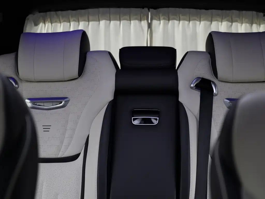 Mercedes-Benz V-Class 2018 — фото 28