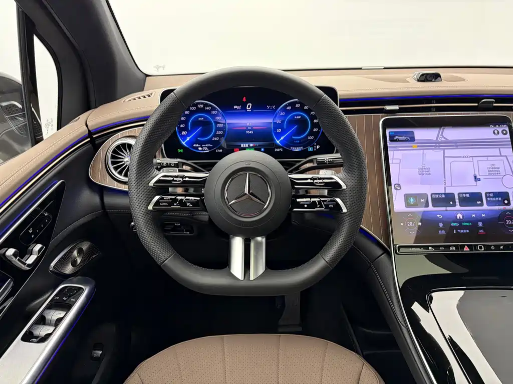 Mercedes-Benz EQE SUV 2025 — фото 10