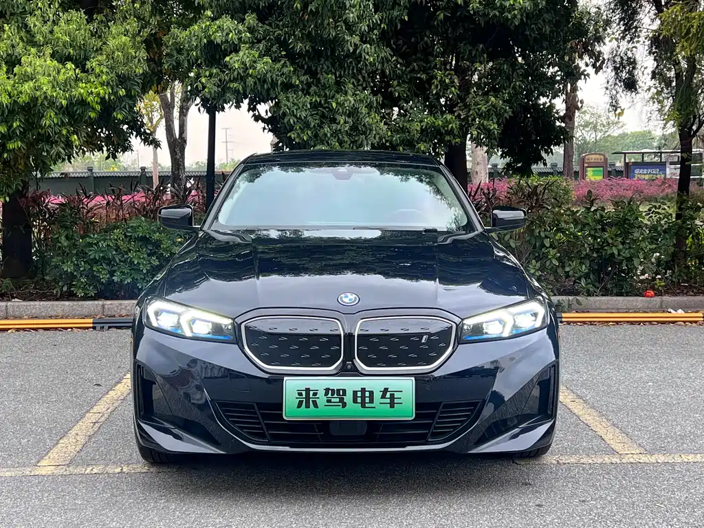 BMW i3 2024 — фото 2