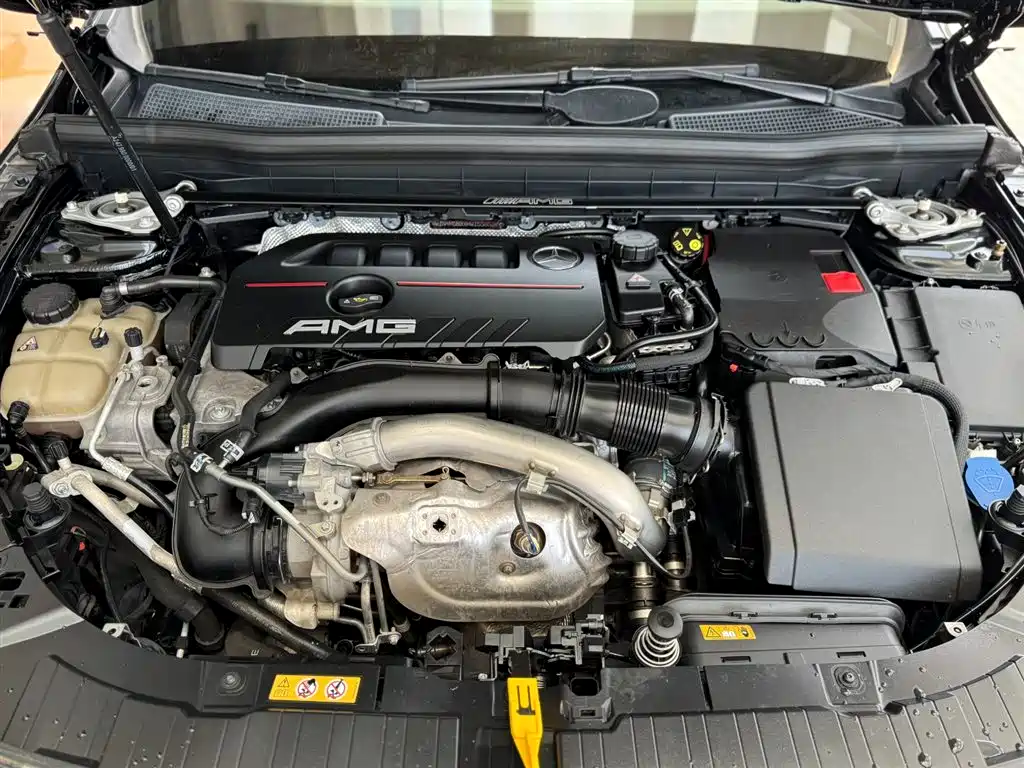 Mercedes-Benz GLB AMG 2022 — фото 17