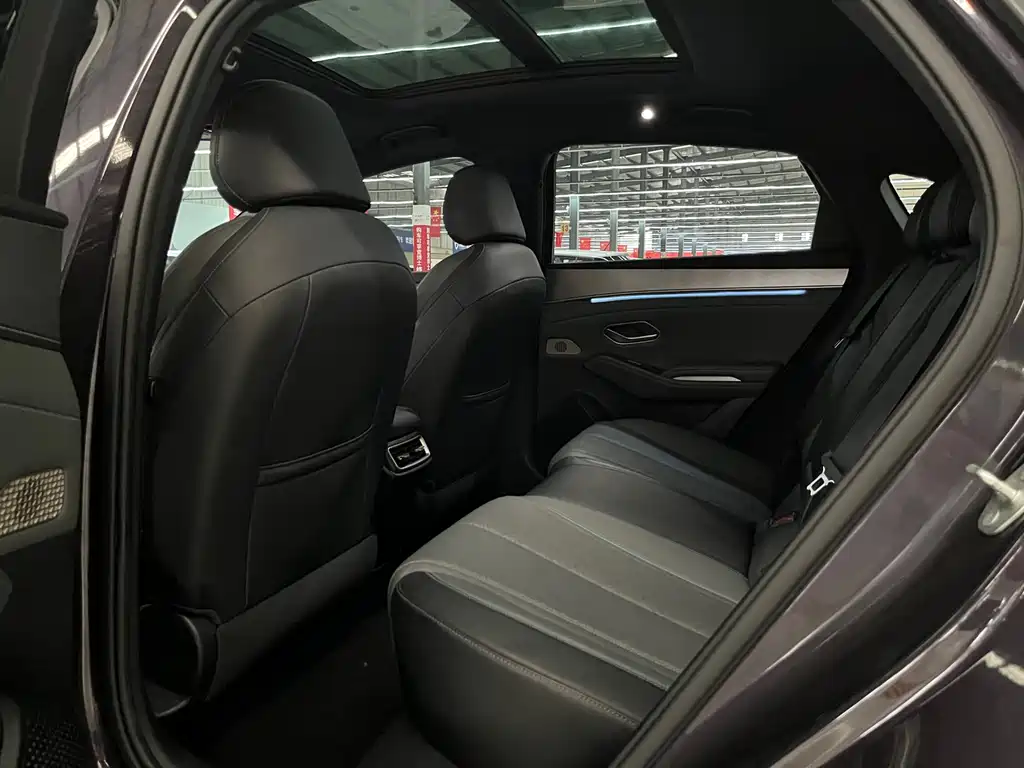 BYD Qin L 2024 — фото 12