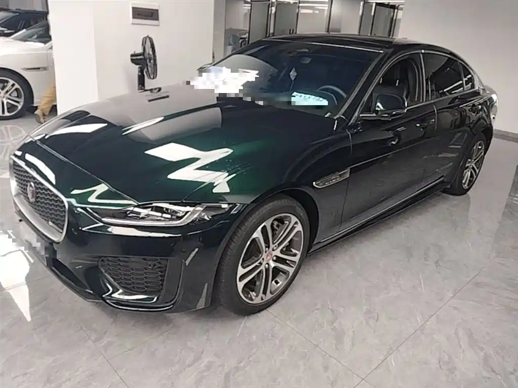 Jaguar XEL 2023 — фото 1