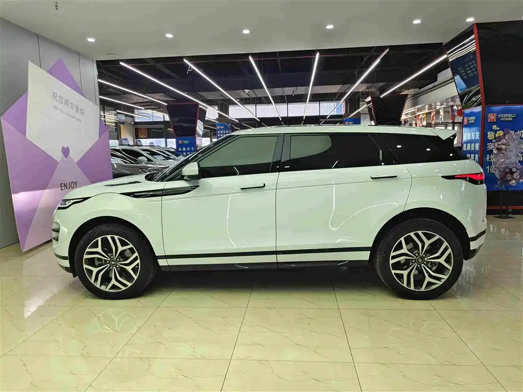 Land Rover Evoque 2022 — фото 7