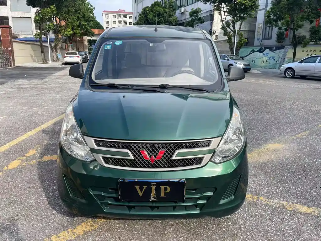 Wuling Rongguang V 2017 — фото 2