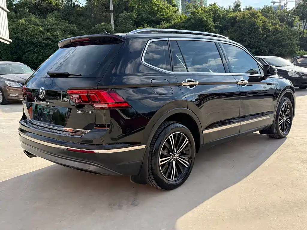 Volkswagen Tiguan L 2021