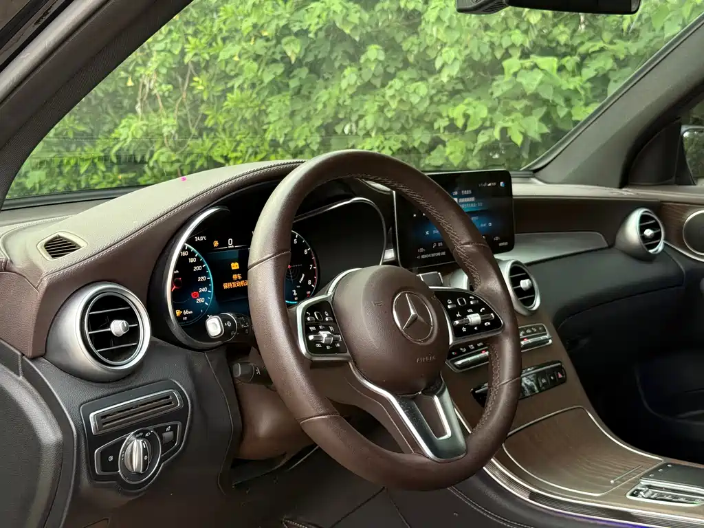 Mercedes-Benz GLC 2022 — фото 12