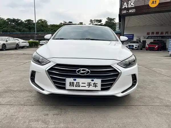 Hyundai Celesta 2018