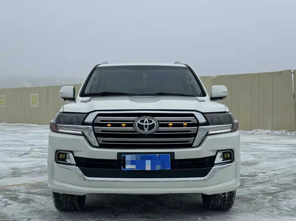 Toyota Land Cruiser 2016 — фото 2