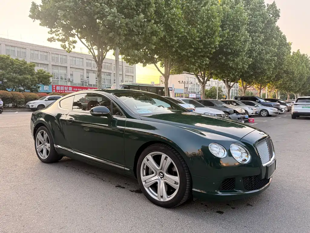 Bentley Continental 2013 — фото 2