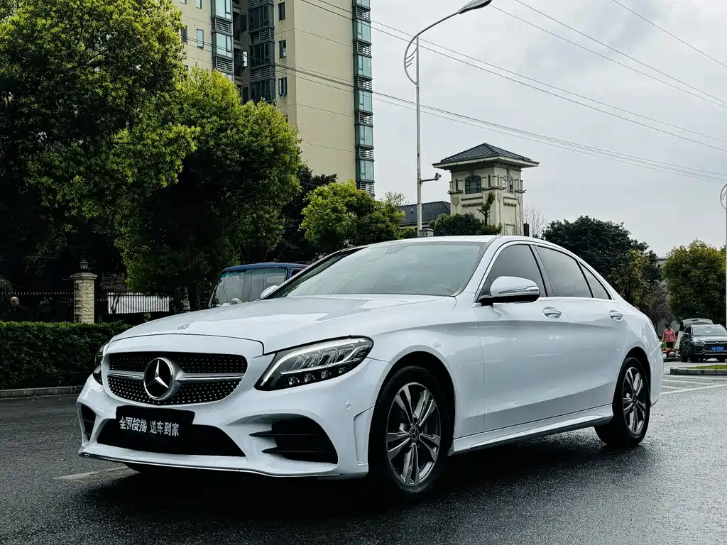 Mercedes-Benz C-Class 2019 — фото 1