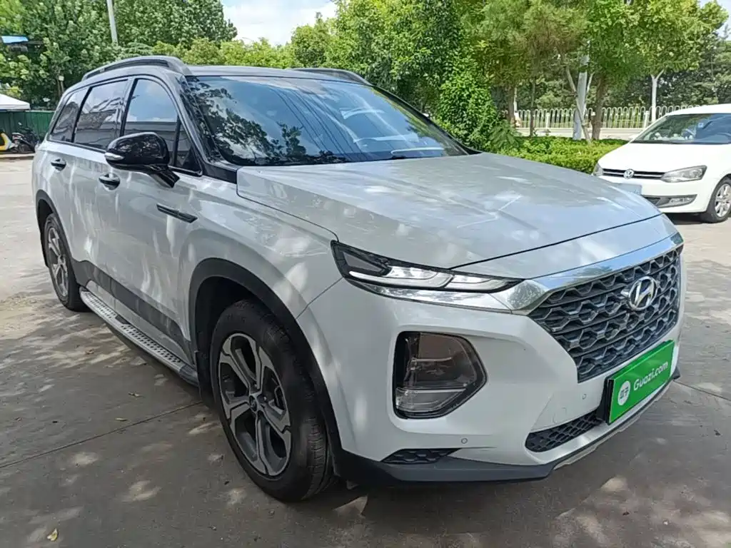 Hyundai Santa Fe 2020 — фото 4