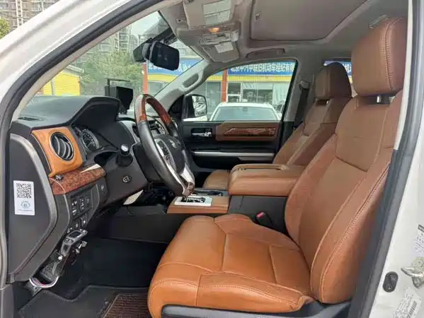 Toyota Tundra 2011