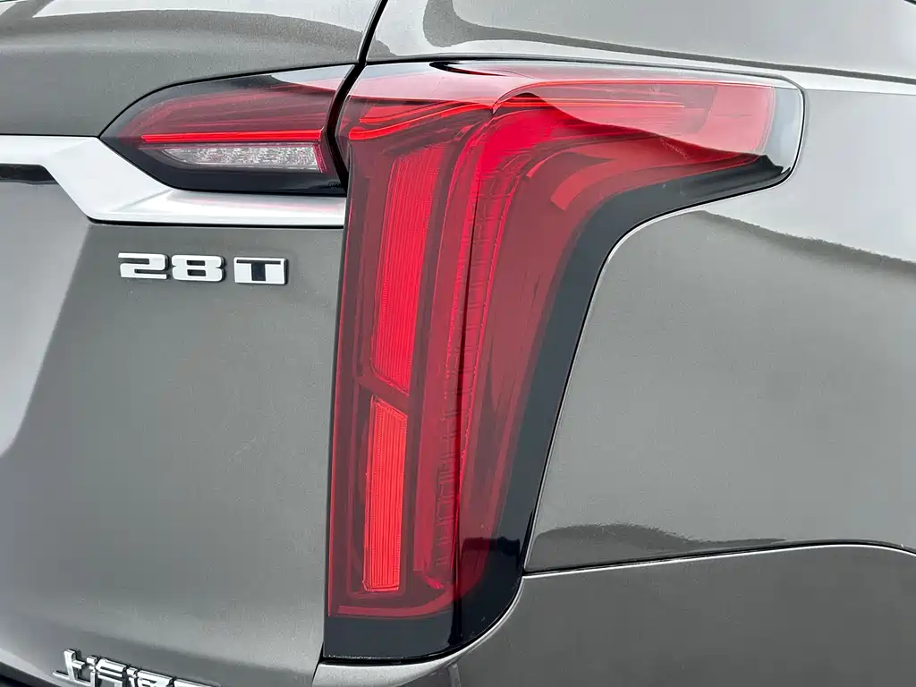 Cadillac XT6 2020 — фото 26
