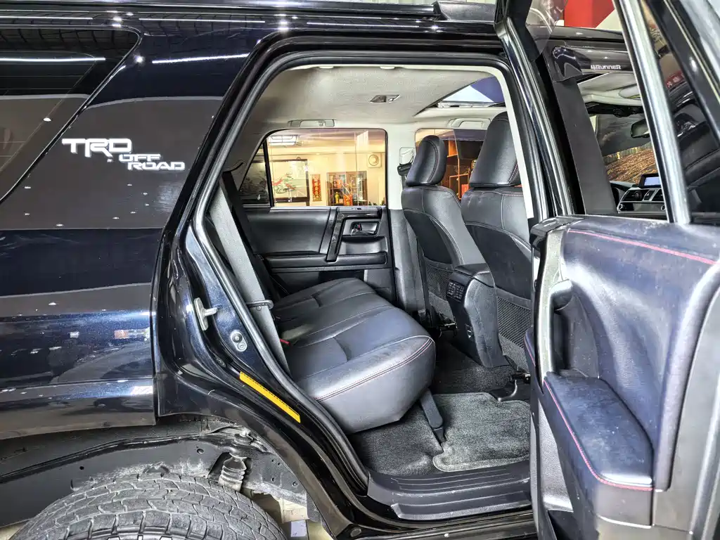 Toyota Prado 2019 — фото 14