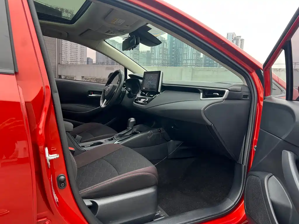Toyota Corolla 2019 — фото 13
