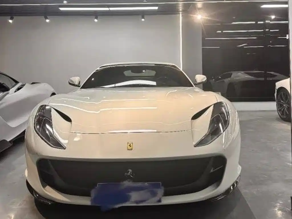 Ferrari 812 2018 — фото 1