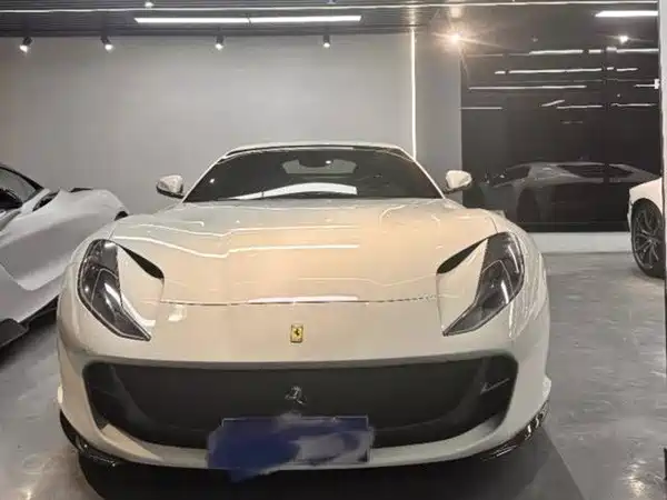 Ferrari 812 2018