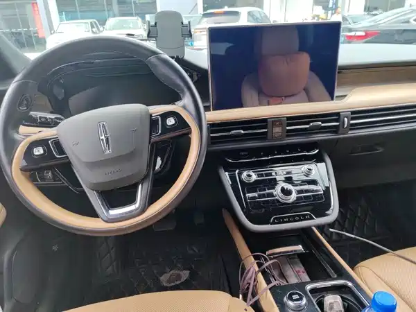 Lincoln Corsair 2021