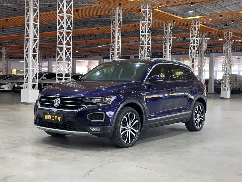 Volkswagen T-Roc 2020 — фото 1
