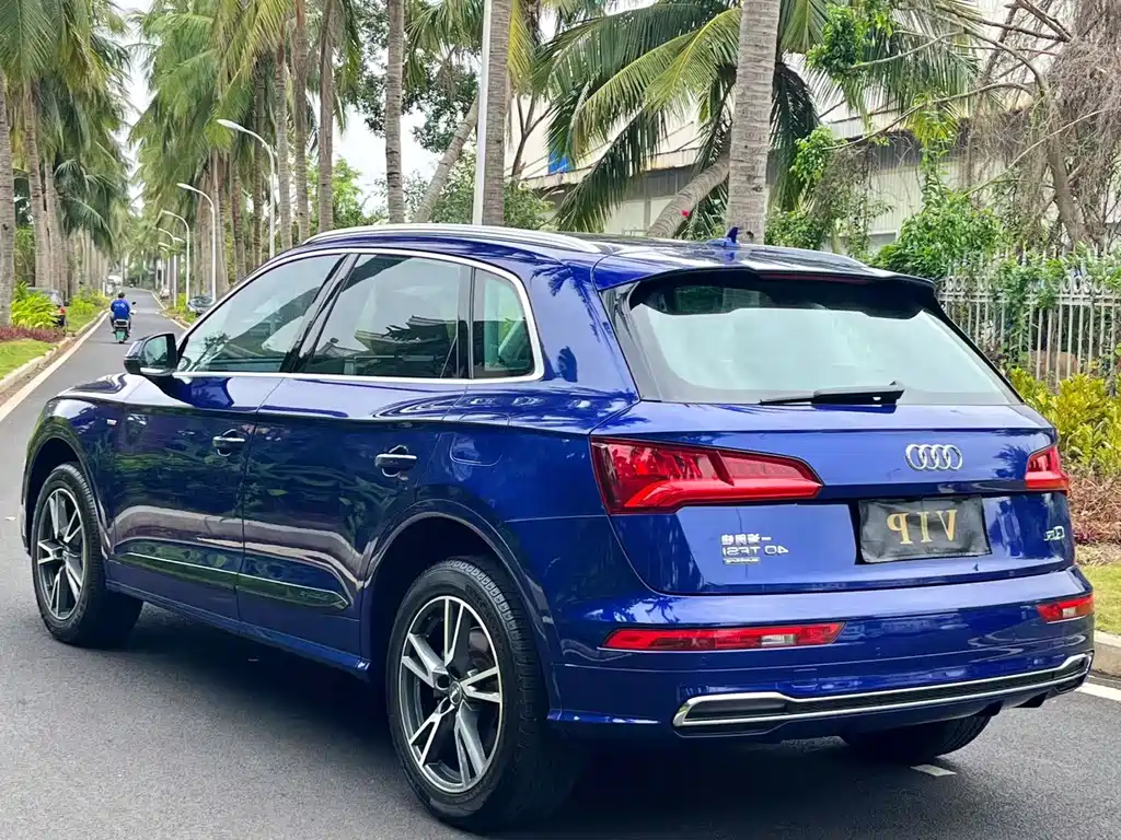 Audi Q5L 2019