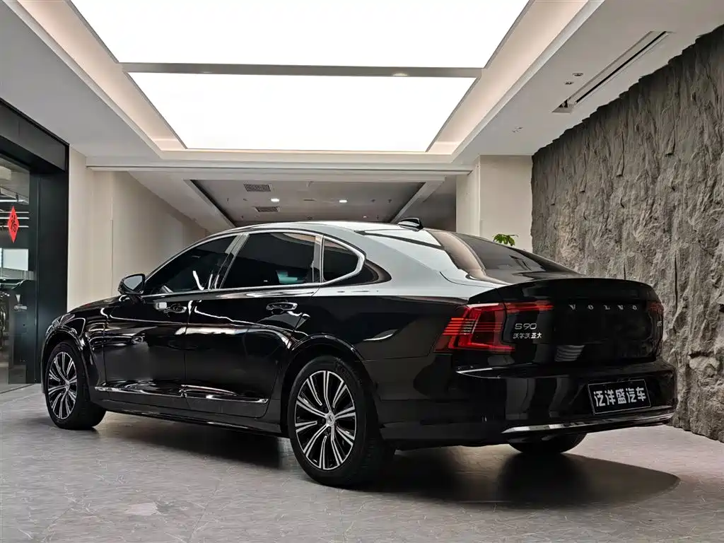 Volvo S90 2020 — фото 19
