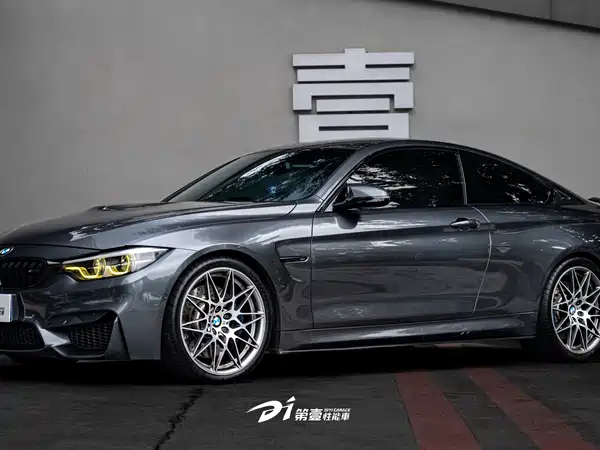 BMW M4 2019