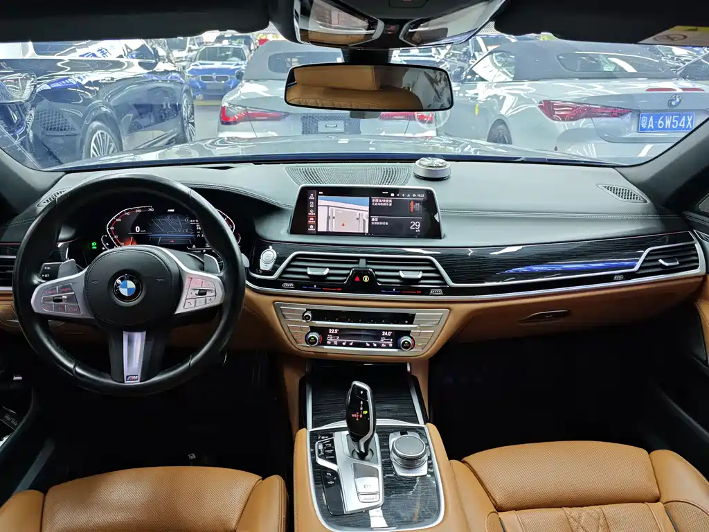 BMW 7 Series 2022 — фото 6