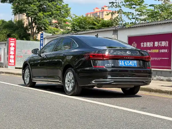Volkswagen Passat 2022