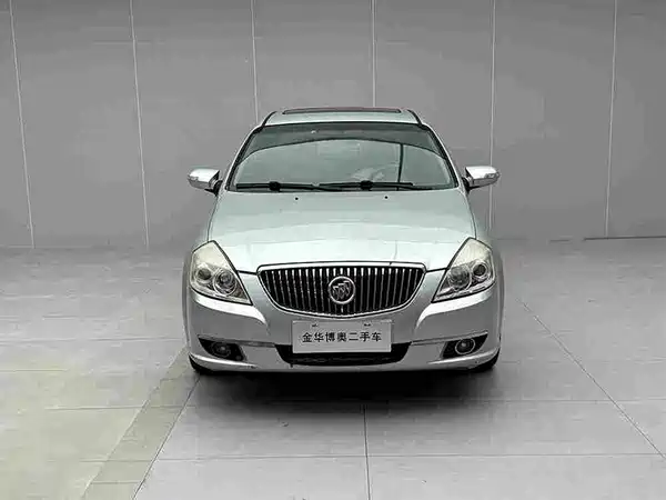 Buick Excelle 2012