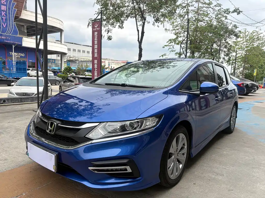 Honda Jade 2017
