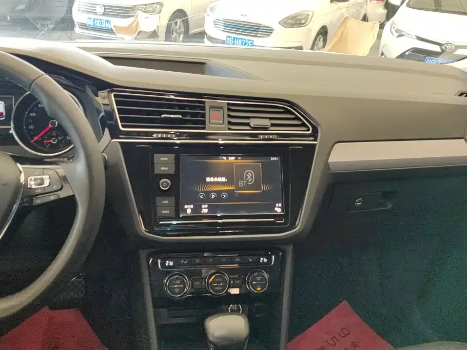 Volkswagen Tiguan L 2019 — фото 13