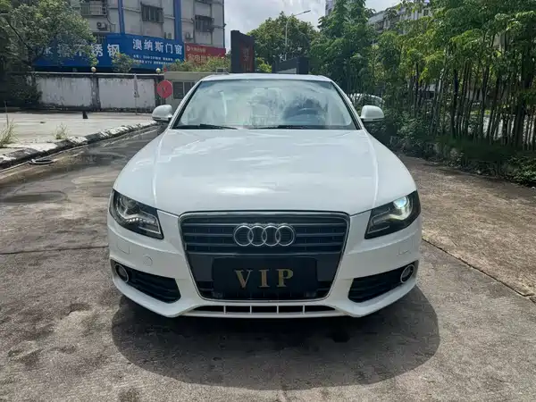 Audi A4L 2015